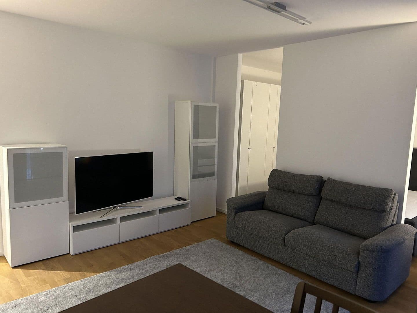 Pronájem bytu 2+1 47 m², Rückertstraße 7, Berlin, Berlín Pronájem bytu 2+1 47 m², Rückertstraße 7, Berlin, Berlín