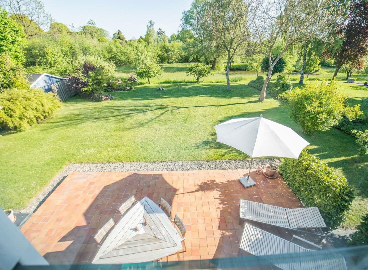 Prodej domu 182 m², pozemek 988 m², Aukrug, Šlesvicko-Holštýnsko Prodej domu 182 m², pozemek 988 m², Aukrug, Šlesvicko-Holštýnsko