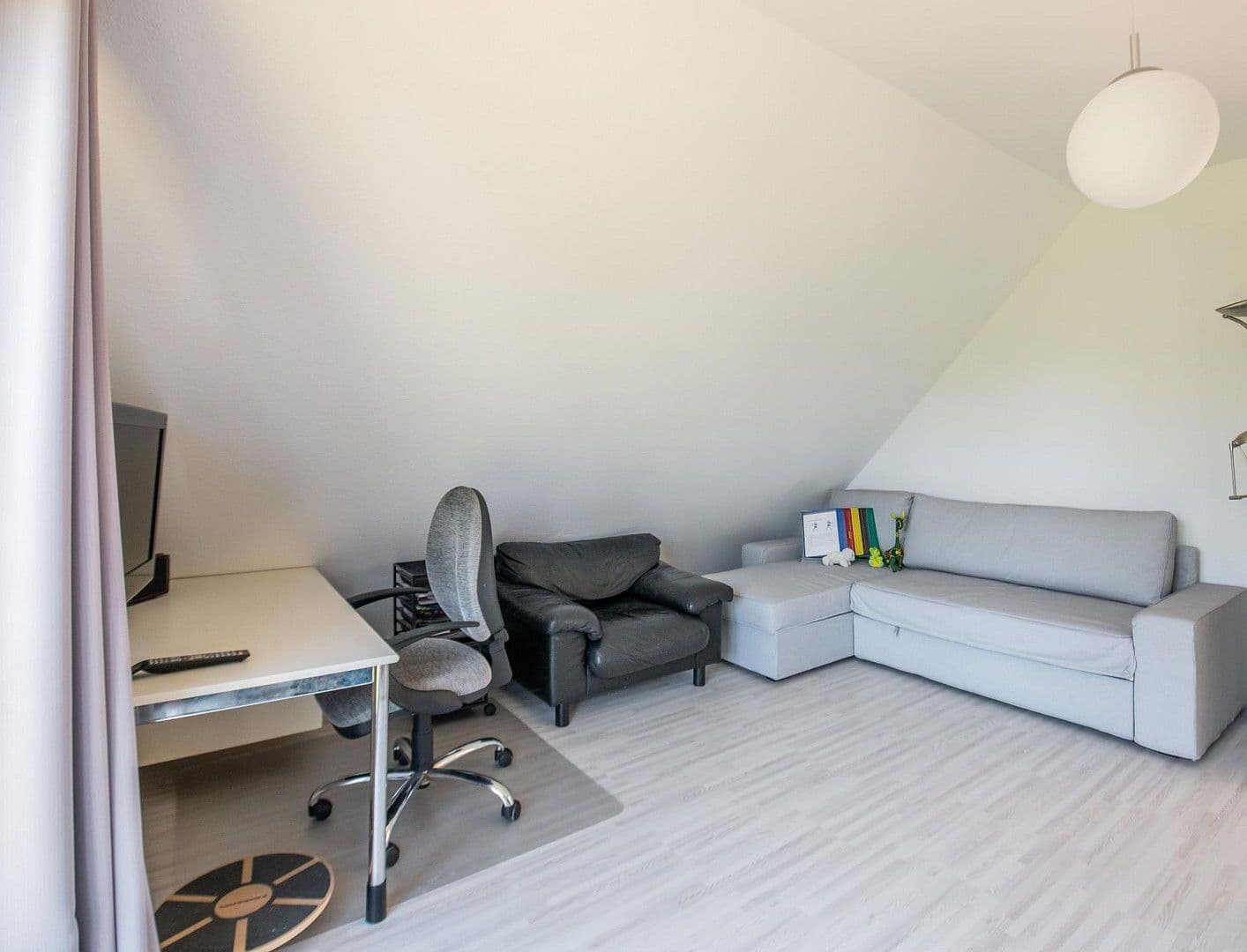 Prodej domu 182 m², pozemek 988 m², Aukrug, Šlesvicko-Holštýnsko Prodej domu 182 m², pozemek 988 m², Aukrug, Šlesvicko-Holštýnsko