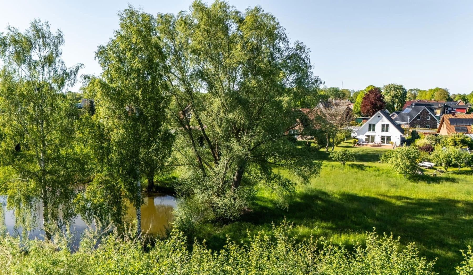 Prodej domu 182 m², pozemek 988 m², Aukrug, Šlesvicko-Holštýnsko Prodej domu 182 m², pozemek 988 m², Aukrug, Šlesvicko-Holštýnsko