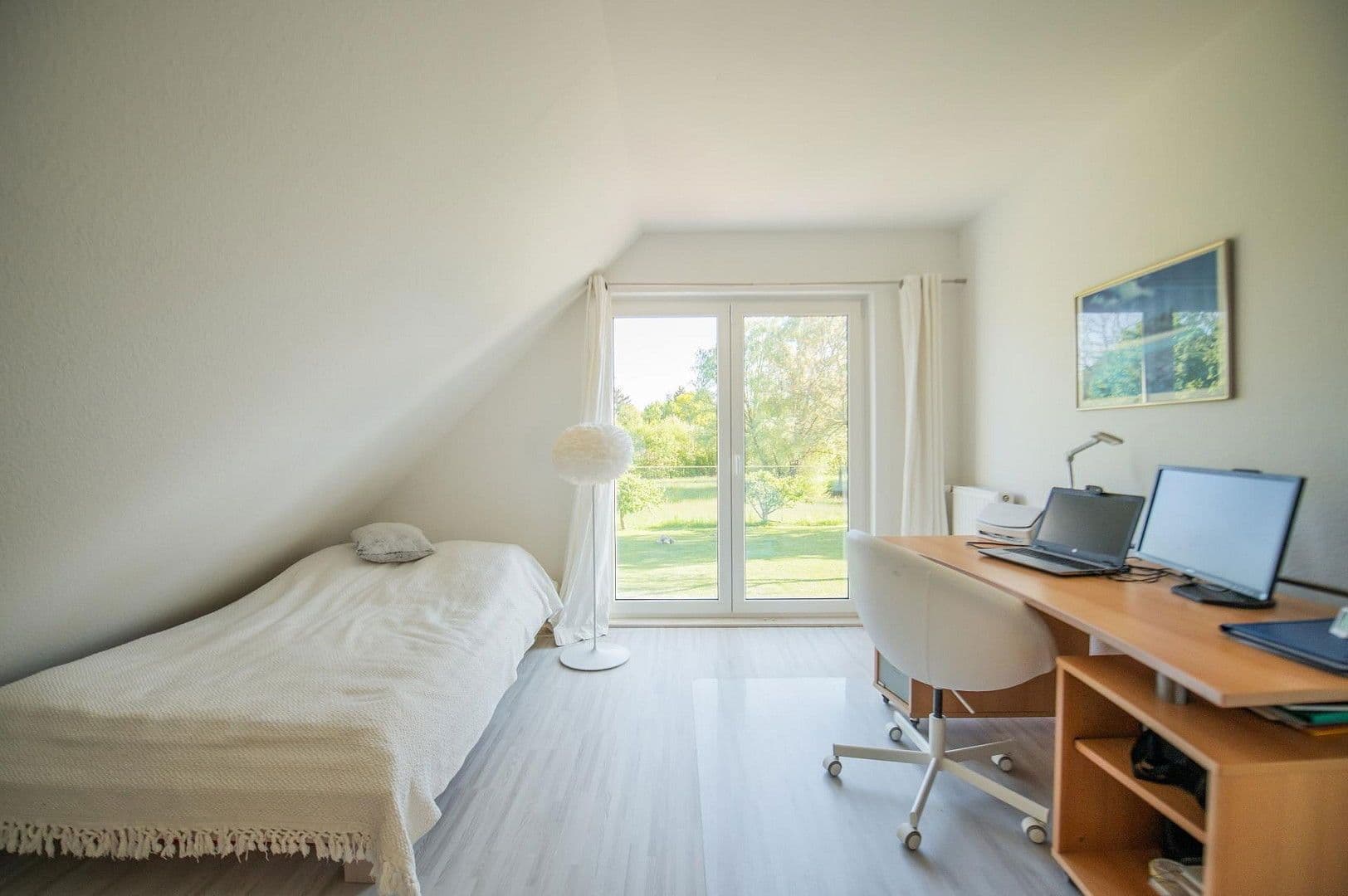 Prodej domu 182 m², pozemek 988 m², Aukrug, Šlesvicko-Holštýnsko Prodej domu 182 m², pozemek 988 m², Aukrug, Šlesvicko-Holštýnsko