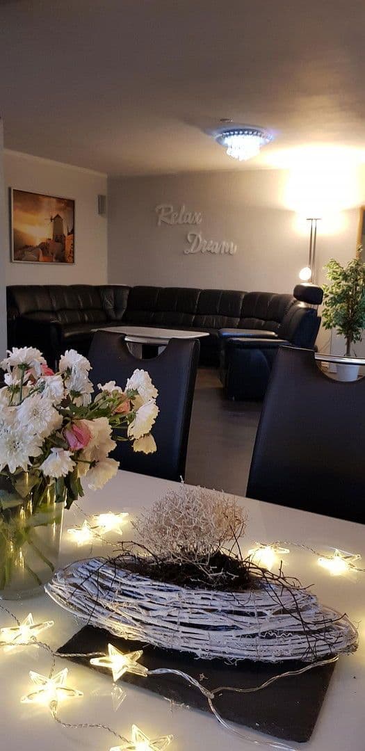 Prodej domu 200 m², pozemek 1.447 m², Johannes-Vogel-Str. 27, Seevetal, Dolní Sasko Prodej domu 200 m², pozemek 1.447 m², Johannes-Vogel-Str. 27, Seevetal, Dolní Sasko