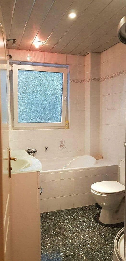 Prodej domu 200 m², pozemek 1.447 m², Johannes-Vogel-Str. 27, Seevetal, Dolní Sasko Prodej domu 200 m², pozemek 1.447 m², Johannes-Vogel-Str. 27, Seevetal, Dolní Sasko