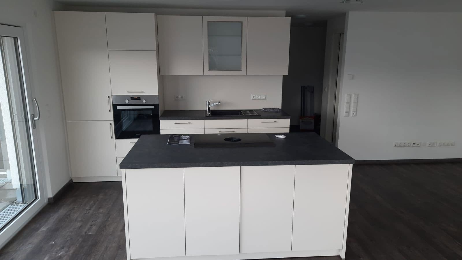 Pronájem bytu 3+1 101 m², Sersheim, Bádensko-Württembersko Pronájem bytu 3+1 101 m², Sersheim, Bádensko-Württembersko