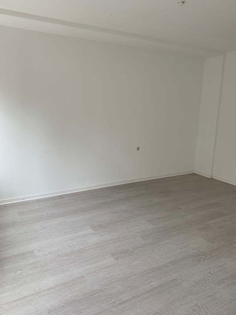 Pronájem bytu 2+kk 56 m², Rosensteinstr. 8, Leinfelden-Echterdingen, Bádensko-Württembersko Pronájem bytu 2+kk 56 m², Rosensteinstr. 8, Leinfelden-Echterdingen, Bádensko-Württembersko