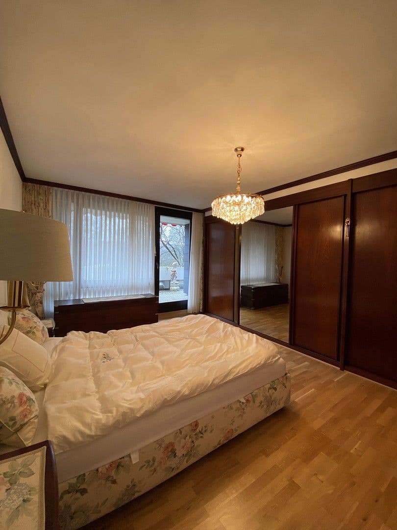 Pronájem bytu 3+1 124 m², Rengsdorf, Porýní-Falc Pronájem bytu 3+1 124 m², Rengsdorf, Porýní-Falc