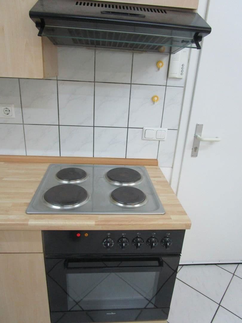 Pronájem bytu 1+kk 35 m², Kerpen, Severní Porýní-Vestfálsko Pronájem bytu 1+kk 35 m², Kerpen, Severní Porýní-Vestfálsko