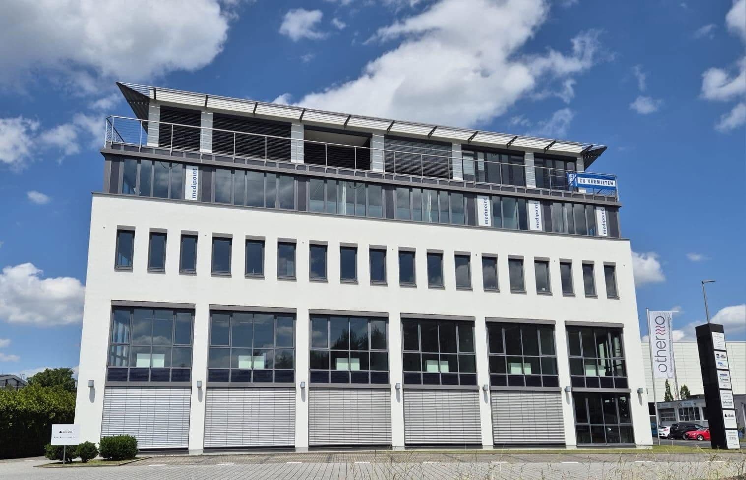 Pronájem kanceláře 3.510 m², Alzenau, Bavorsko Pronájem kanceláře 3.510 m², Alzenau, Bavorsko