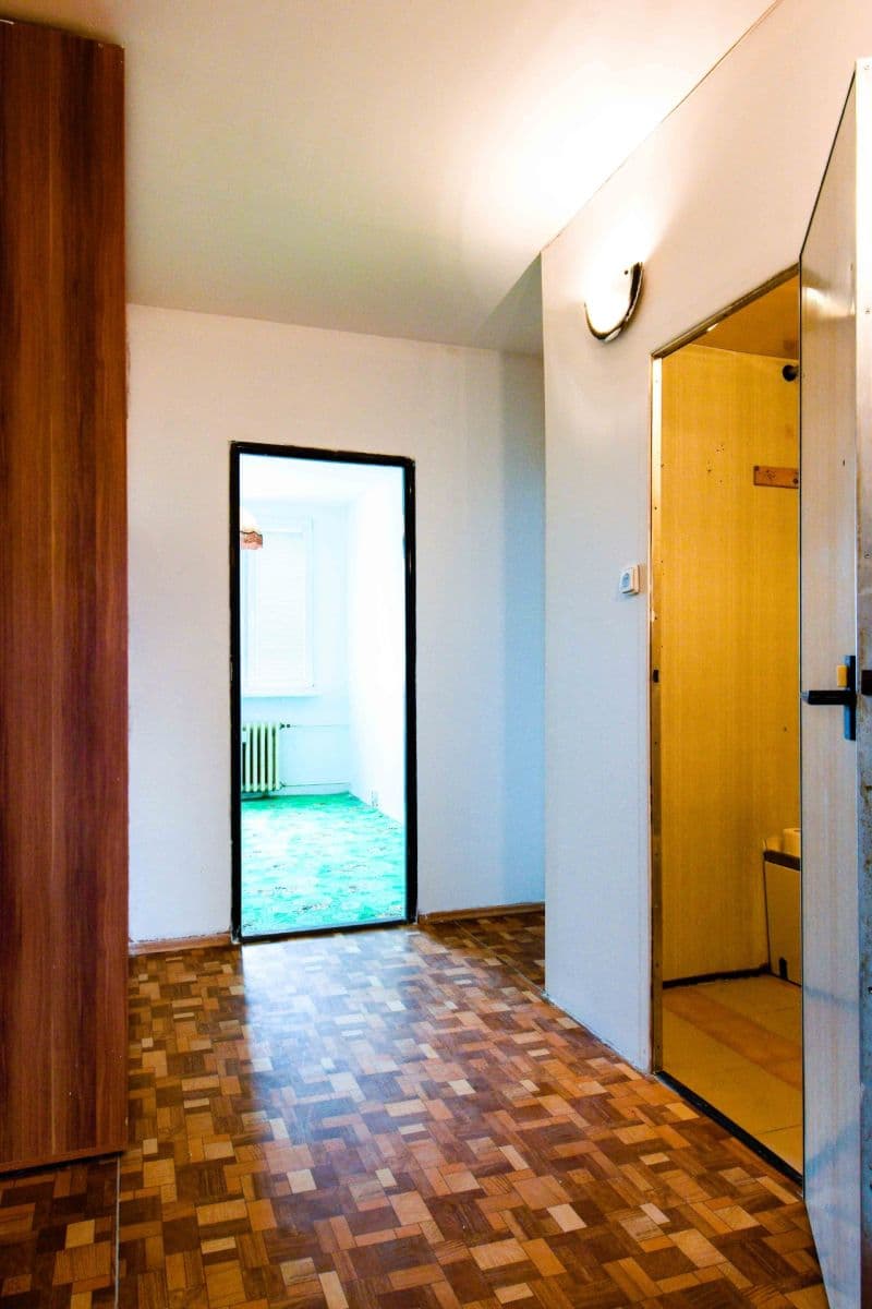 Prodej bytu 2+kk 40 m², Nezvalova, Litoměřice, Ústecký kraj Prodej bytu 2+kk 40 m², Nezvalova, Litoměřice, Ústecký kraj