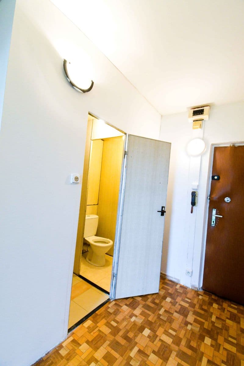 Prodej bytu 2+kk 40 m², Nezvalova, Litoměřice, Ústecký kraj Prodej bytu 2+kk 40 m², Nezvalova, Litoměřice, Ústecký kraj