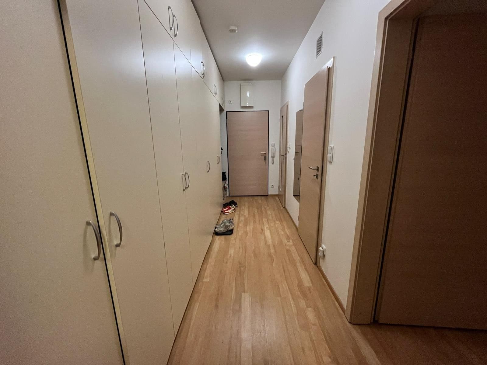 Pronájem bytu 2+kk 53 m², Pod Harfou, Praha, Praha Pronájem bytu 2+kk 53 m², Pod Harfou, Praha, Praha