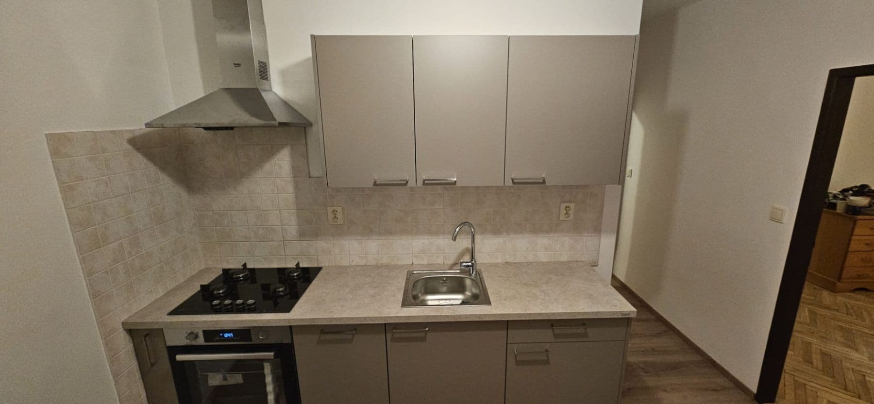 Pronájem bytu 2+1 58 m², Poděbradská, Praha, Praha Pronájem bytu 2+1 58 m², Poděbradská, Praha, Praha