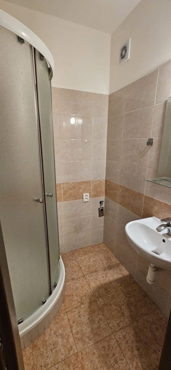 Pronájem bytu 2+1 58 m², Poděbradská, Praha, Praha Pronájem bytu 2+1 58 m², Poděbradská, Praha, Praha