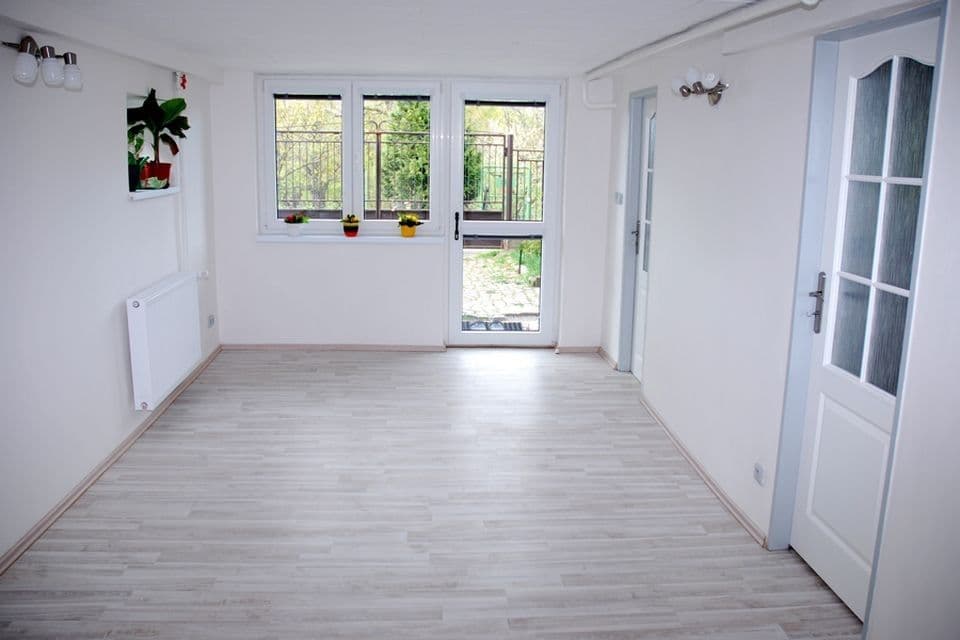 Pronájem bytu 2+1 45 m², Huberova, Praha, Praha Pronájem bytu 2+1 45 m², Huberova, Praha, Praha