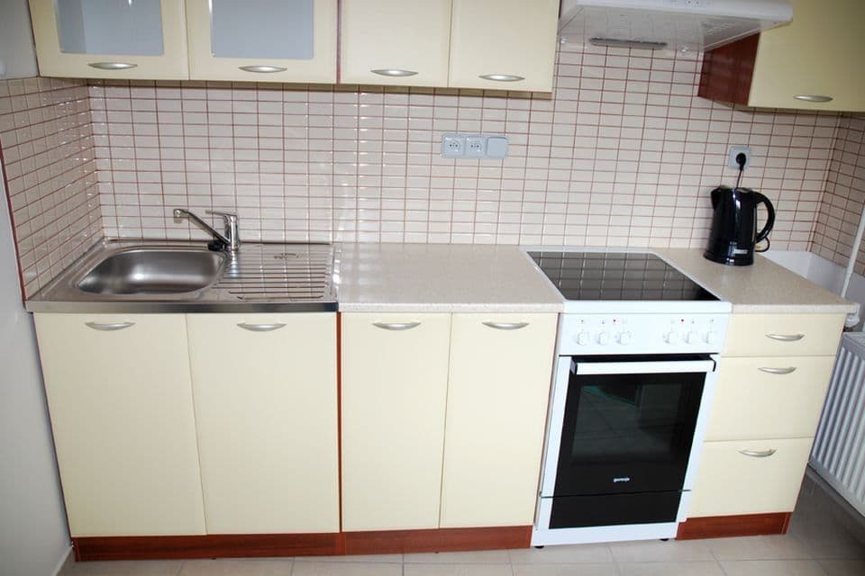 Pronájem bytu 2+1 45 m², Huberova, Praha, Praha Pronájem bytu 2+1 45 m², Huberova, Praha, Praha