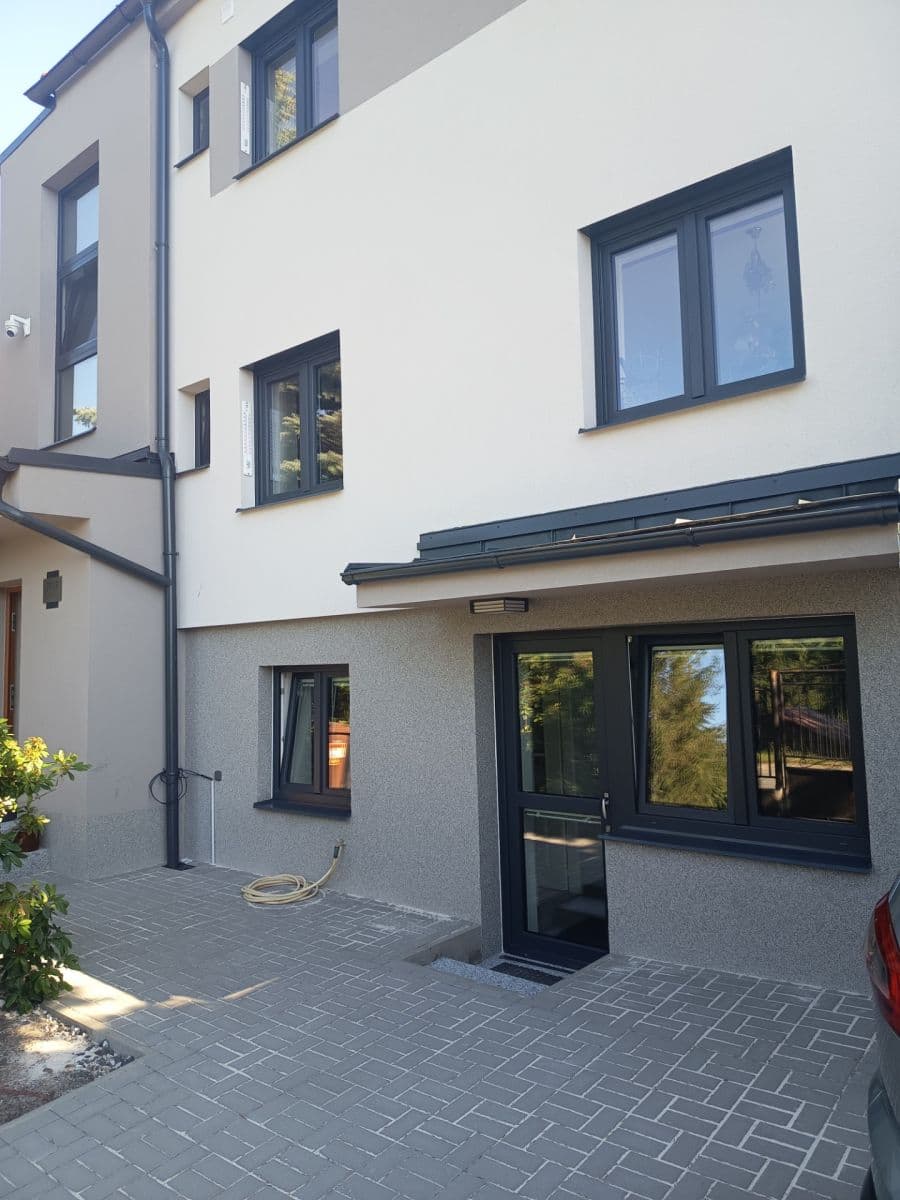 Pronájem bytu 2+1 45 m², Huberova, Praha, Praha Pronájem bytu 2+1 45 m², Huberova, Praha, Praha