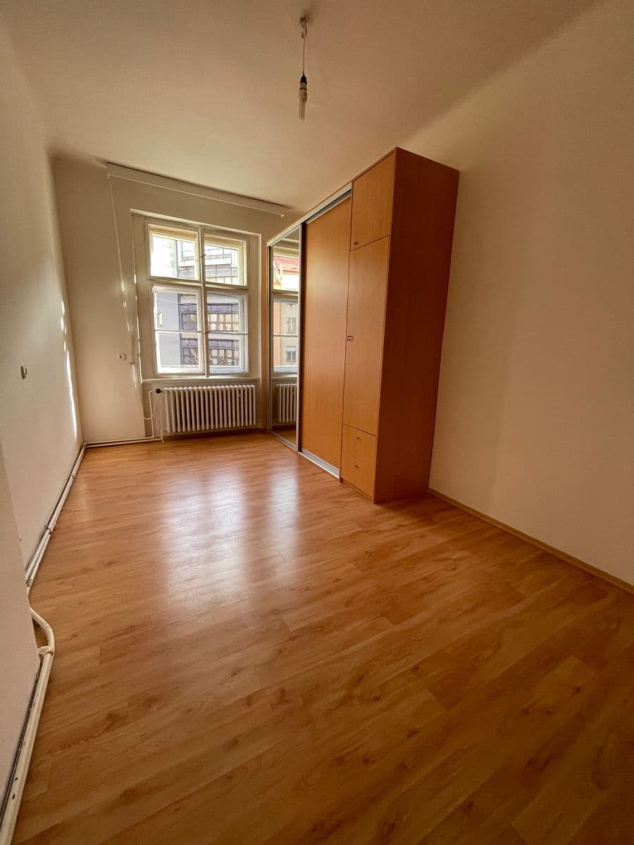 Pronájem bytu 2+kk 49 m², Trojanova, Praha, Praha Pronájem bytu 2+kk 49 m², Trojanova, Praha, Praha