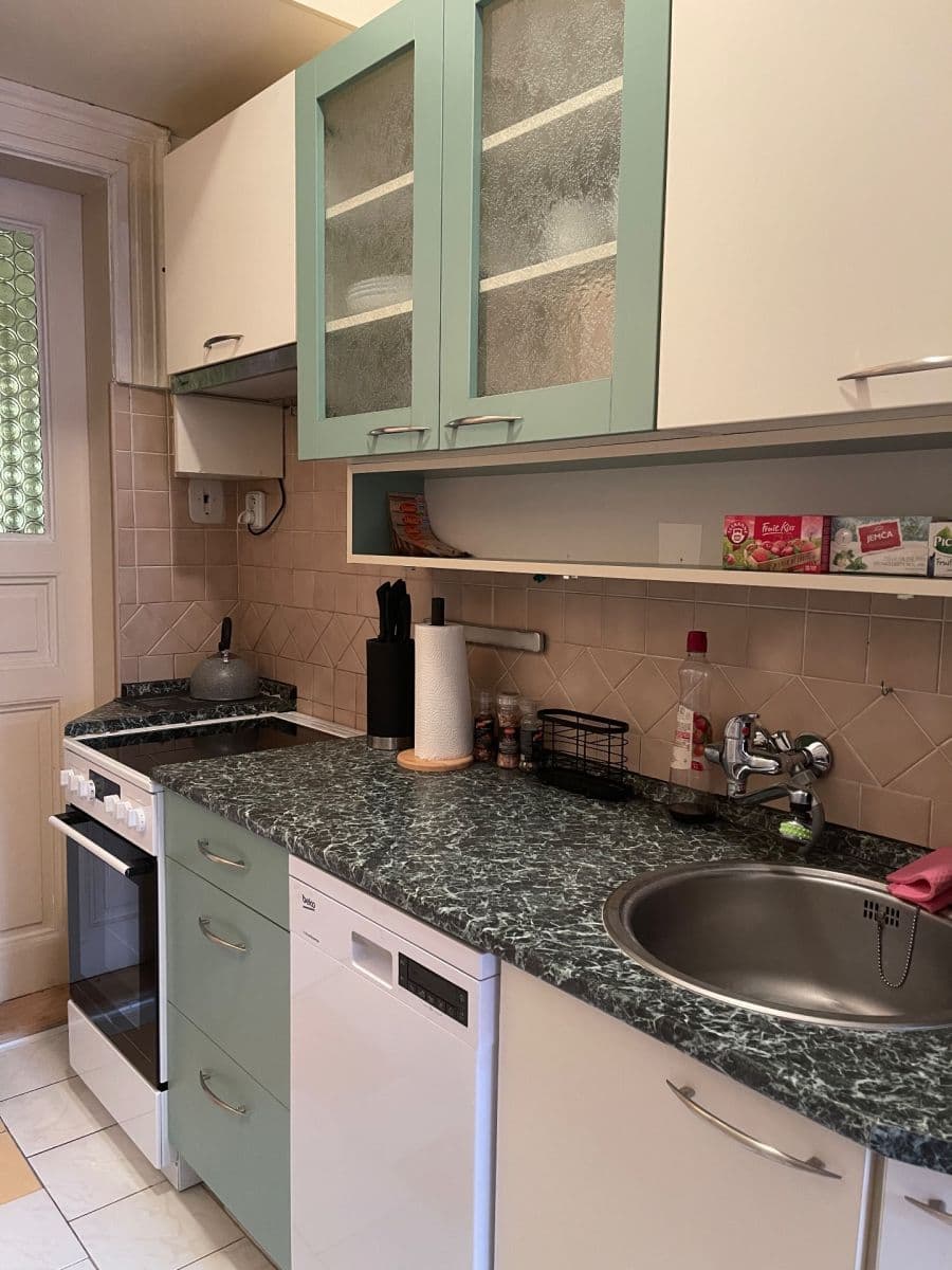 Pronájem bytu 2+kk 49 m², Trojanova, Praha, Praha Pronájem bytu 2+kk 49 m², Trojanova, Praha, Praha