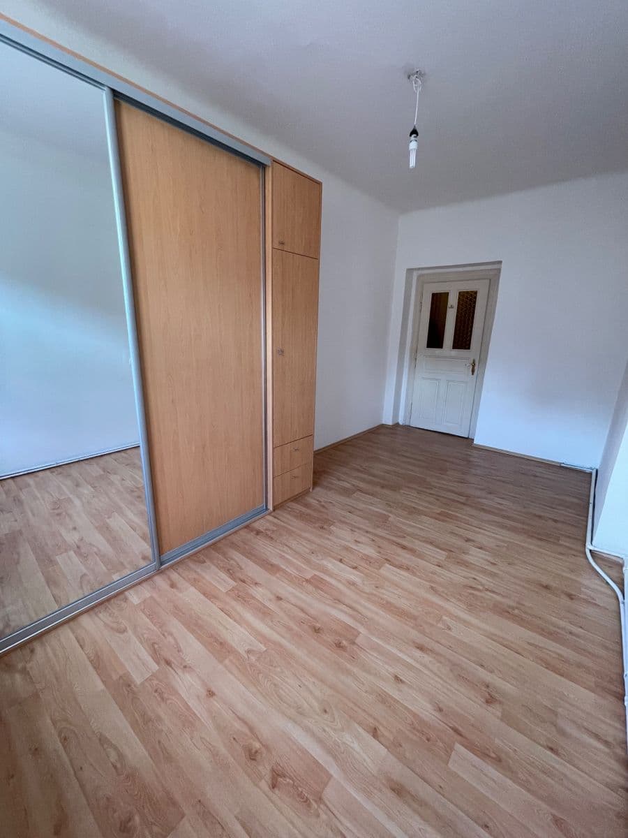Pronájem bytu 2+kk 49 m², Trojanova, Praha, Praha Pronájem bytu 2+kk 49 m², Trojanova, Praha, Praha
