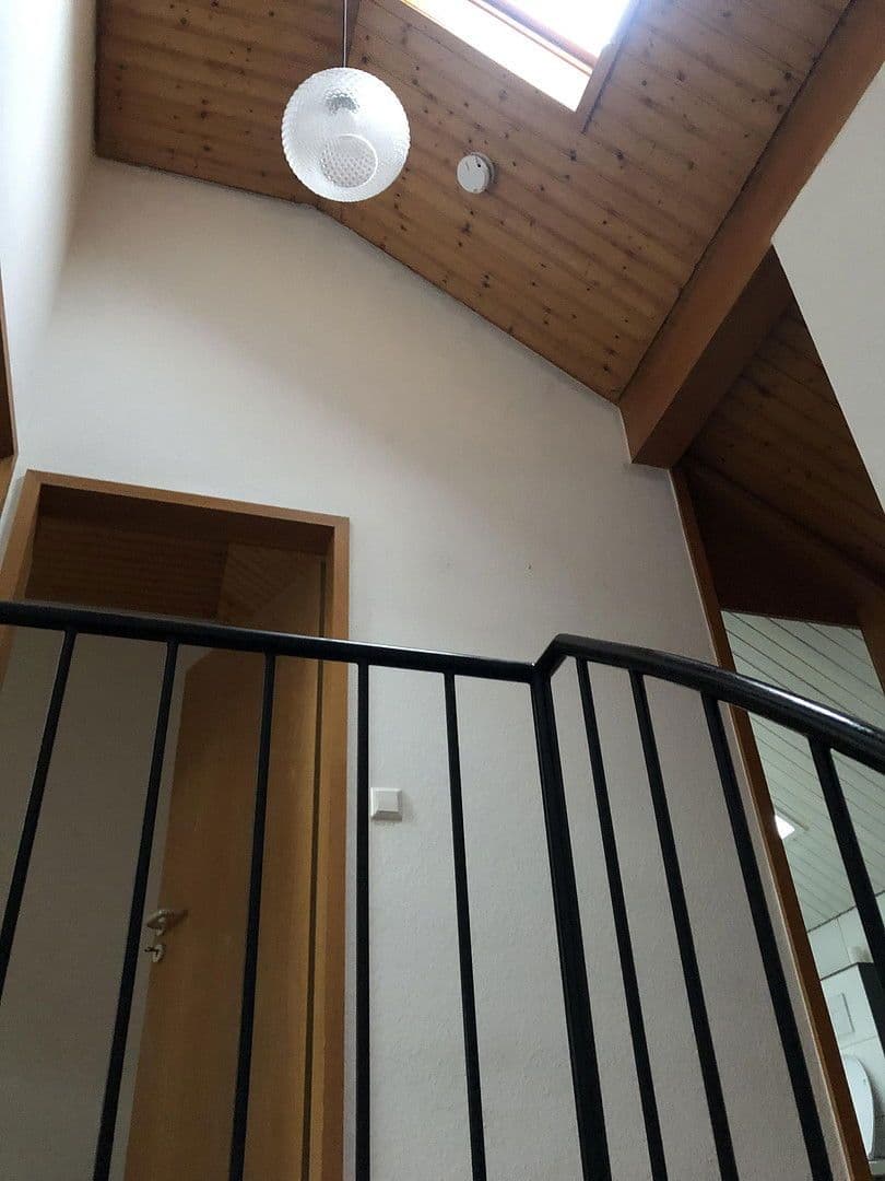 Pronájem bytu 3+1 85 m², Mathildenbadstrasse 12, Bad Wimpfen, Bádensko-Württembersko Pronájem bytu 3+1 85 m², Mathildenbadstrasse 12, Bad Wimpfen, Bádensko-Württembersko