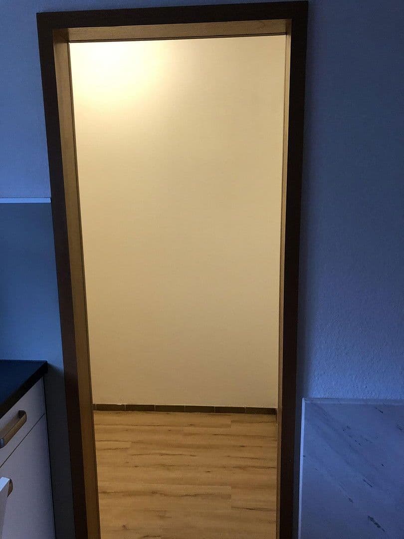 Pronájem bytu 3+1 85 m², Mathildenbadstrasse 12, Bad Wimpfen, Bádensko-Württembersko Pronájem bytu 3+1 85 m², Mathildenbadstrasse 12, Bad Wimpfen, Bádensko-Württembersko