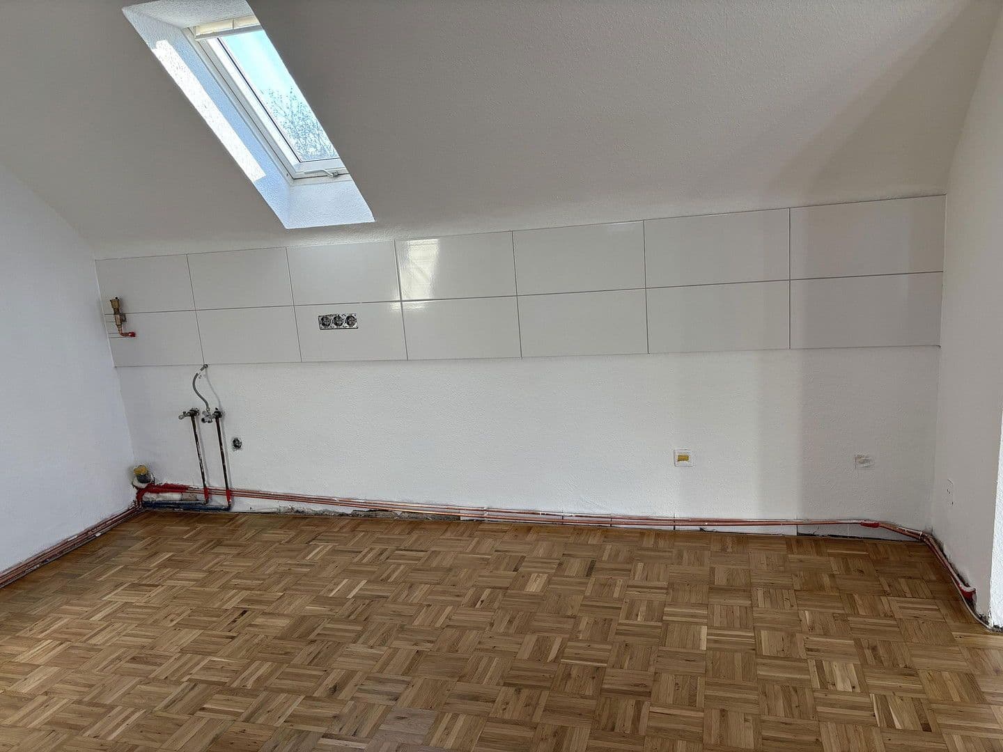 Pronájem bytu 3+1 74 m², Langenfeld (Rheinland), Severní Porýní-Vestfálsko Pronájem bytu 3+1 74 m², Langenfeld (Rheinland), Severní Porýní-Vestfálsko