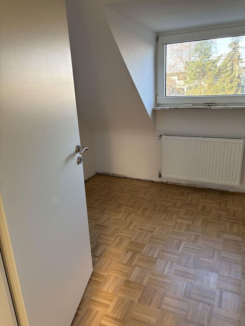 Pronájem bytu 3+1 74 m², Langenfeld (Rheinland), Severní Porýní-Vestfálsko Pronájem bytu 3+1 74 m², Langenfeld (Rheinland), Severní Porýní-Vestfálsko