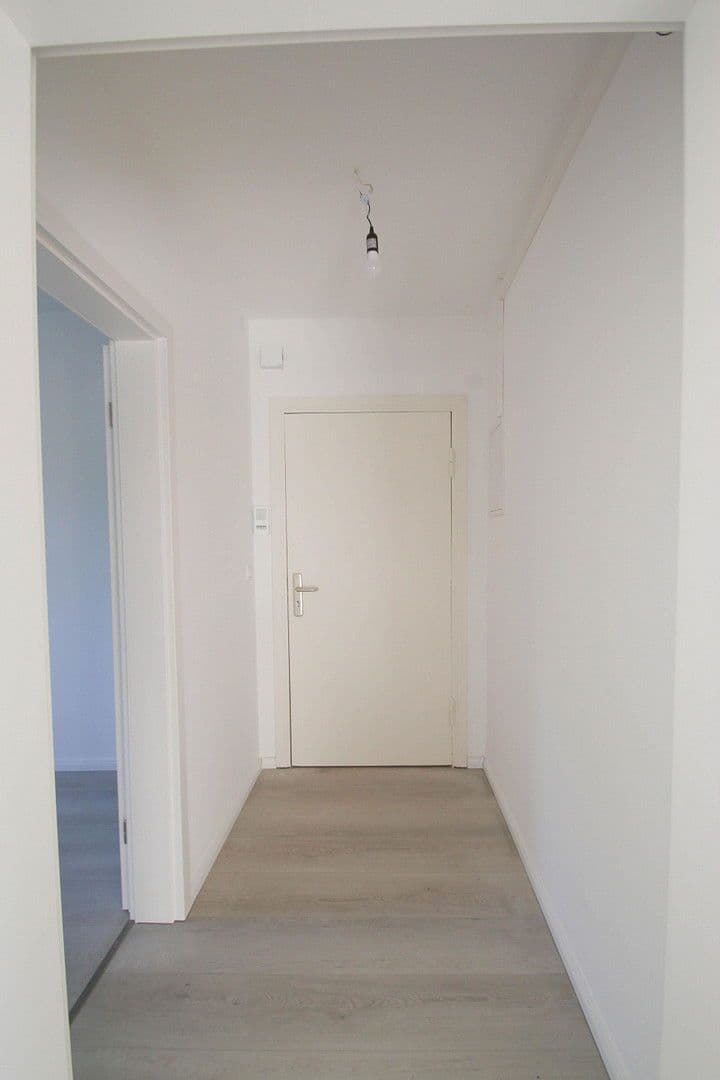 Pronájem bytu 4+1 68 m², Ivendorfer Landstr. 2, Lübeck, Šlesvicko-Holštýnsko Pronájem bytu 4+1 68 m², Ivendorfer Landstr. 2, Lübeck, Šlesvicko-Holštýnsko