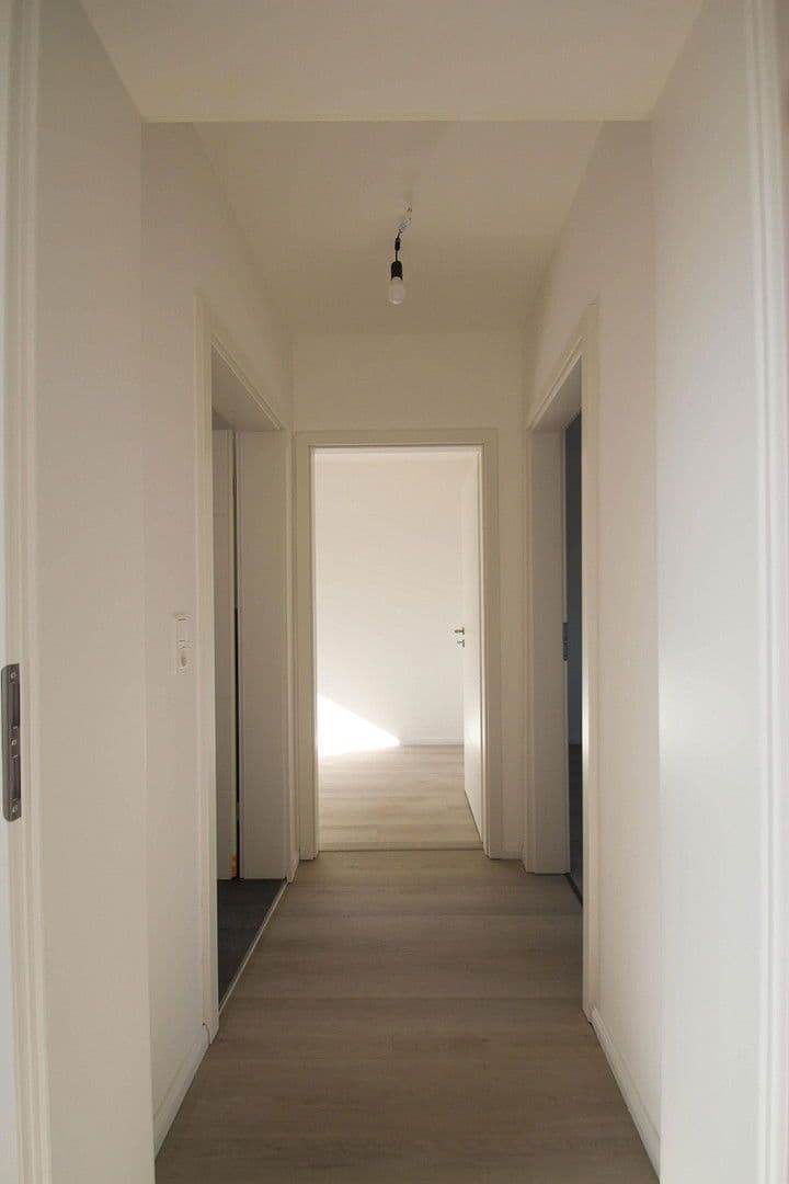 Pronájem bytu 4+1 68 m², Ivendorfer Landstr. 2, Lübeck, Šlesvicko-Holštýnsko Pronájem bytu 4+1 68 m², Ivendorfer Landstr. 2, Lübeck, Šlesvicko-Holštýnsko