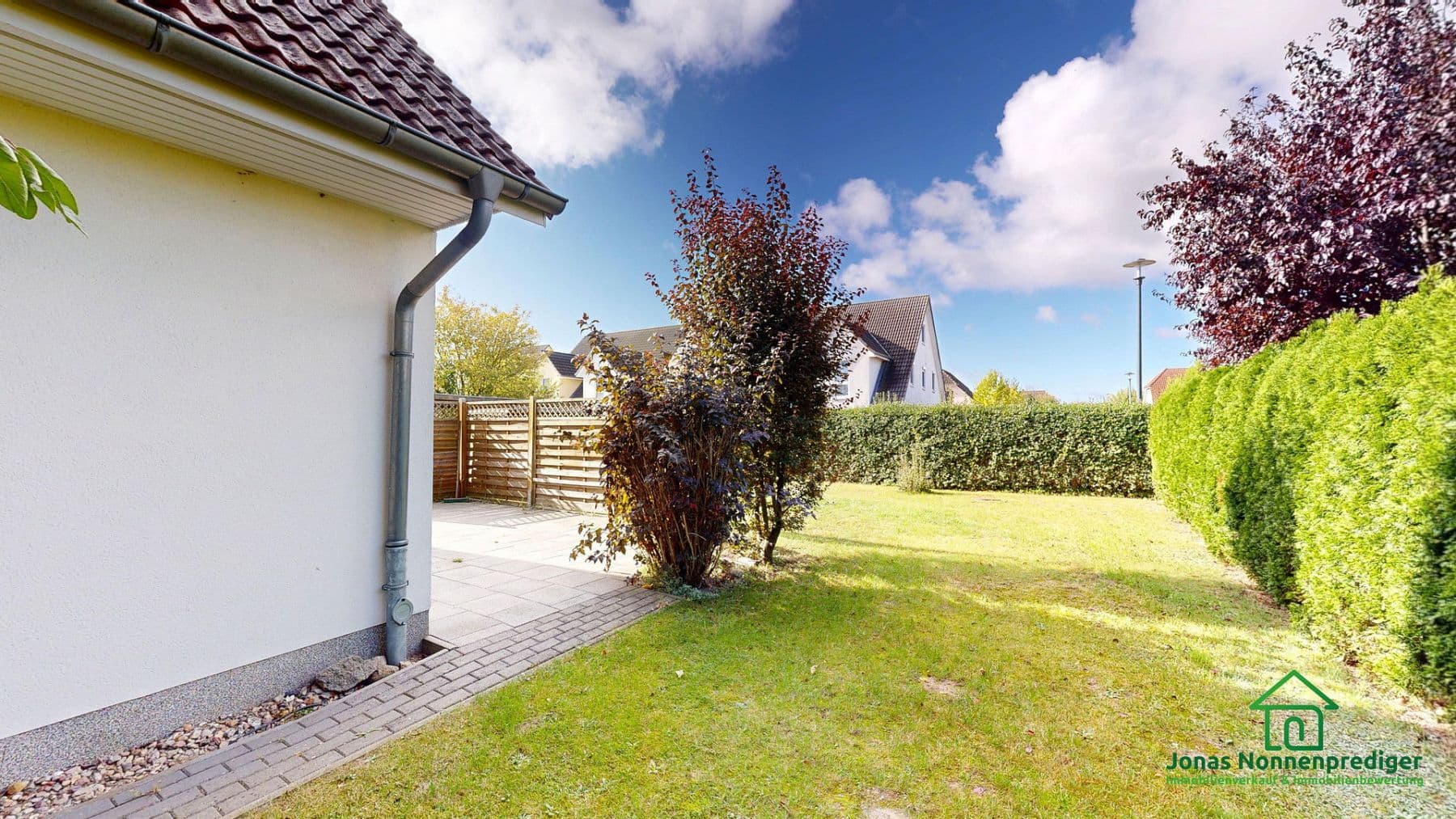 Prodej domu 120 m², pozemek 580 m², Am Immenhorst 52, Pampow, Mecklenburg-Vorpommern Prodej domu 120 m², pozemek 580 m², Am Immenhorst 52, Pampow, Mecklenburg-Vorpommern