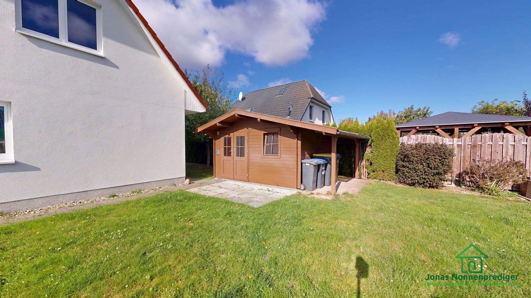 Prodej domu 120 m², pozemek 580 m², Am Immenhorst 52, Pampow, Mecklenburg-Vorpommern Prodej domu 120 m², pozemek 580 m², Am Immenhorst 52, Pampow, Mecklenburg-Vorpommern