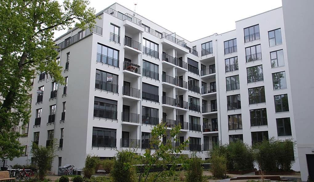 Pronájem bytu 2+1 77 m², Pariser Straße 23, Berlin, Berlín Pronájem bytu 2+1 77 m², Pariser Straße 23, Berlin, Berlín