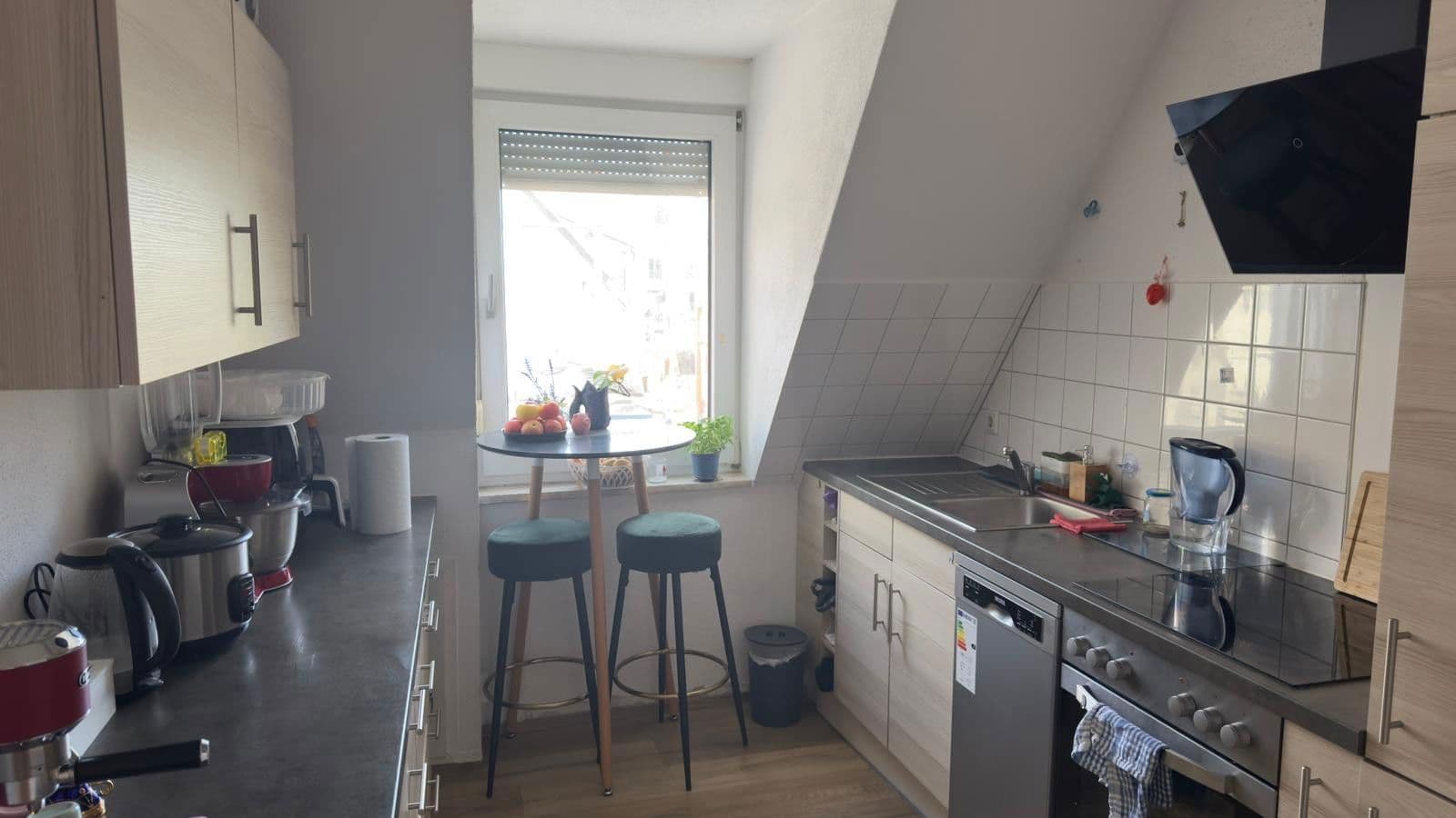 Pronájem bytu 3+1 90 m², Scheffelstraße 17, Schwetzingen, Bádensko-Württembersko Pronájem bytu 3+1 90 m², Scheffelstraße 17, Schwetzingen, Bádensko-Württembersko