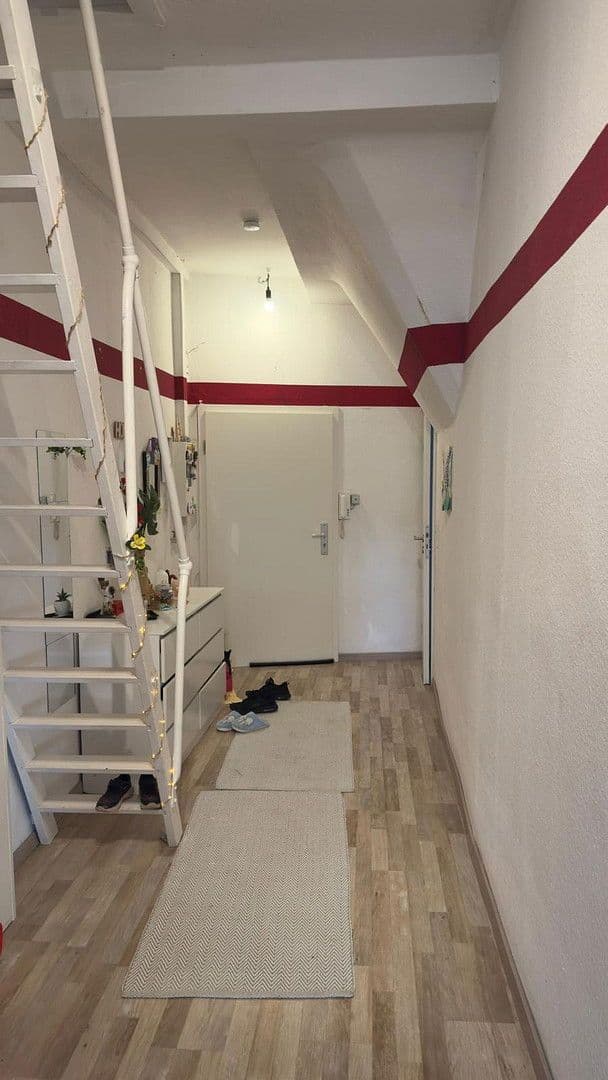 Pronájem bytu 3+1 90 m², Scheffelstraße 17, Schwetzingen, Bádensko-Württembersko Pronájem bytu 3+1 90 m², Scheffelstraße 17, Schwetzingen, Bádensko-Württembersko