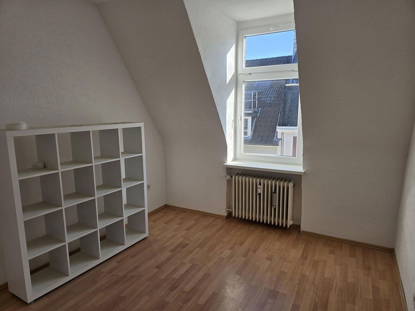 Pronájem bytu 4+1 75 m², Wiescherstraße 9, Wuppertal, Severní Porýní-Vestfálsko Pronájem bytu 4+1 75 m², Wiescherstraße 9, Wuppertal, Severní Porýní-Vestfálsko