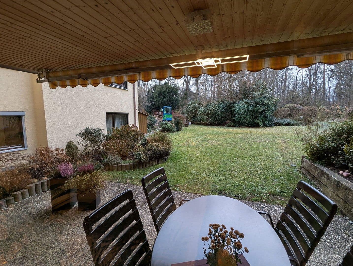 Prodej bytu 4+kk 93 m², Filderstadt, Bádensko-Württembersko Prodej bytu 4+kk 93 m², Filderstadt, Bádensko-Württembersko