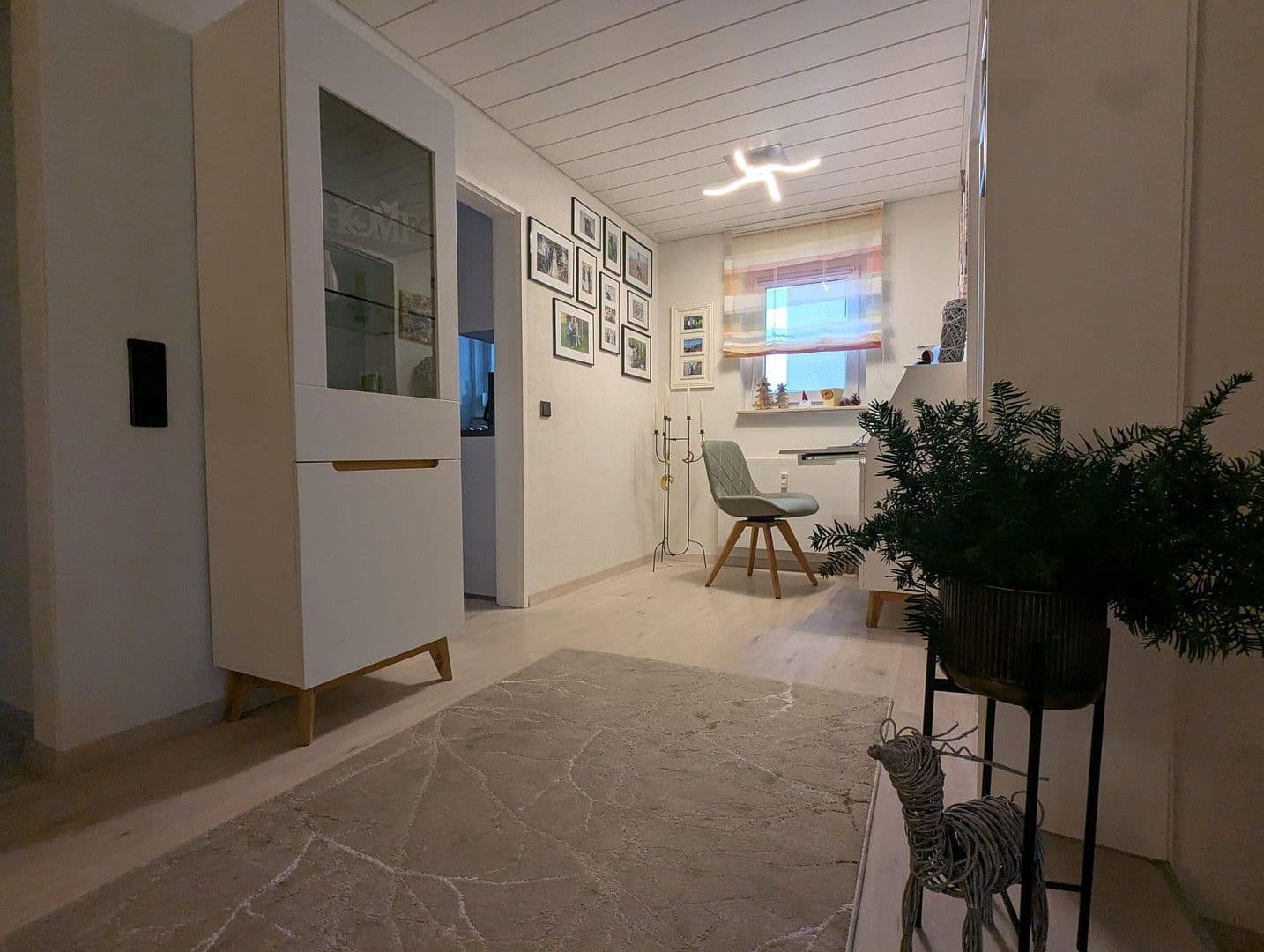 Prodej bytu 4+kk 93 m², Filderstadt, Bádensko-Württembersko Prodej bytu 4+kk 93 m², Filderstadt, Bádensko-Württembersko