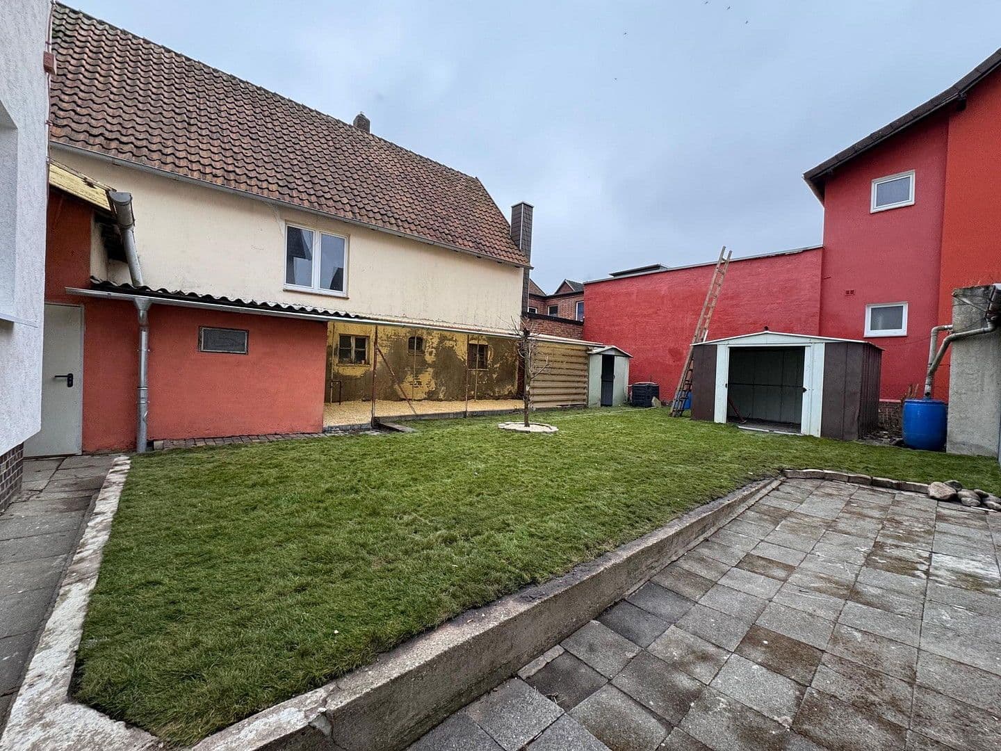 Pronájem bytu 5+1 126 m², Schützenstrasse 8A, Sarstedt, Dolní Sasko Pronájem bytu 5+1 126 m², Schützenstrasse 8A, Sarstedt, Dolní Sasko