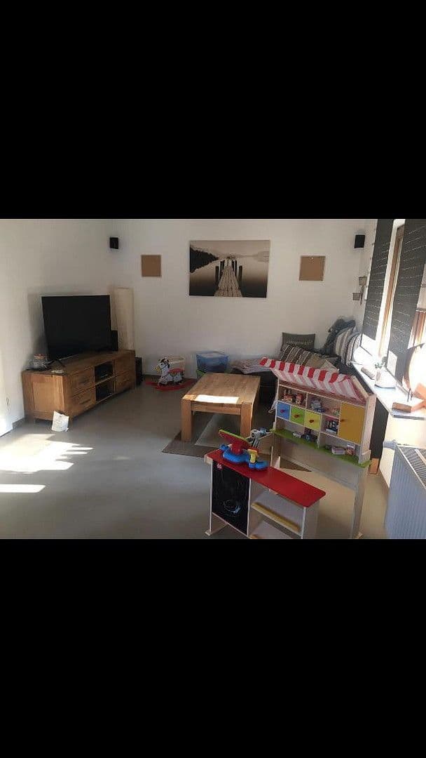 Prodej domu 94 m², pozemek 699 m², Bindweider Straße 13, Steinebach/Sieg, Porýní-Falc Prodej domu 94 m², pozemek 699 m², Bindweider Straße 13, Steinebach/Sieg, Porýní-Falc