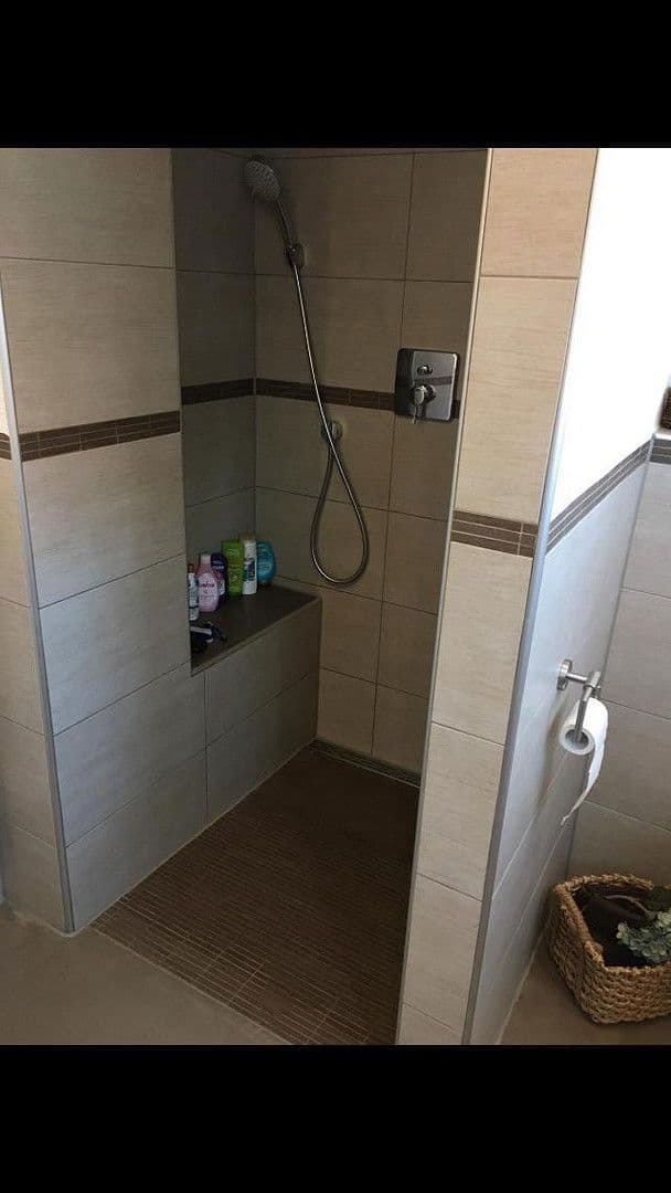 Prodej domu 94 m², pozemek 699 m², Bindweider Straße 13, Steinebach/Sieg, Porýní-Falc Prodej domu 94 m², pozemek 699 m², Bindweider Straße 13, Steinebach/Sieg, Porýní-Falc