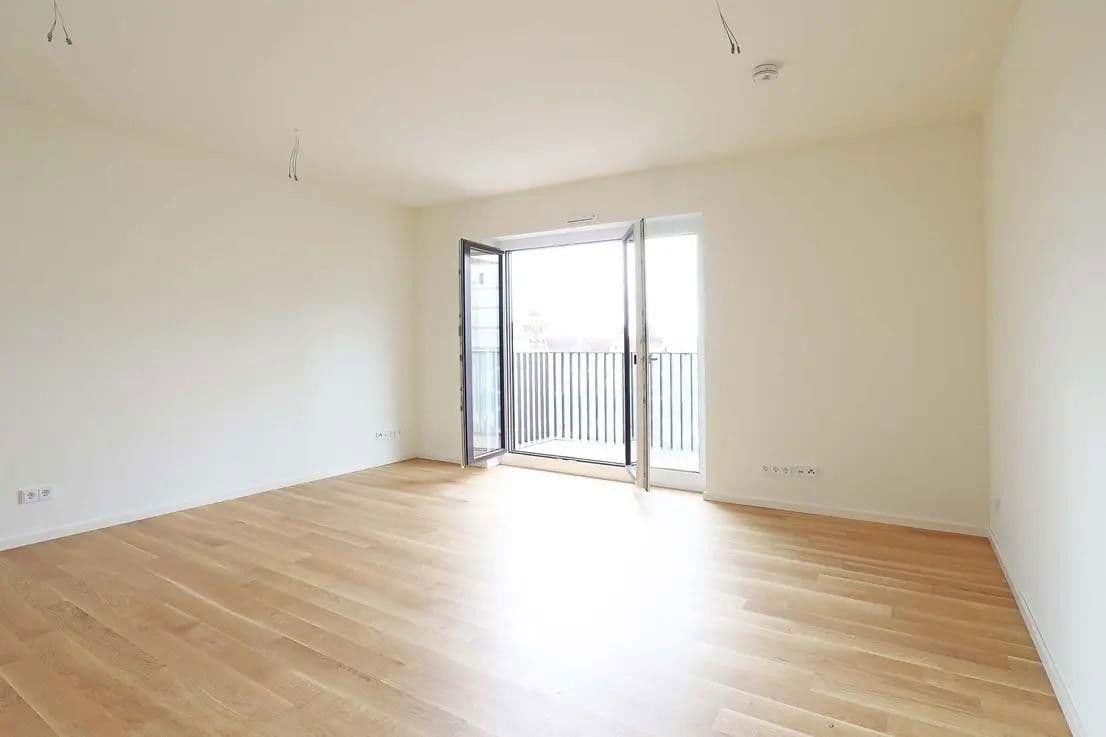 Pronájem bytu 2+1 59 m², Friedenauer Höhe 23a, Berlin, Berlín Pronájem bytu 2+1 59 m², Friedenauer Höhe 23a, Berlin, Berlín