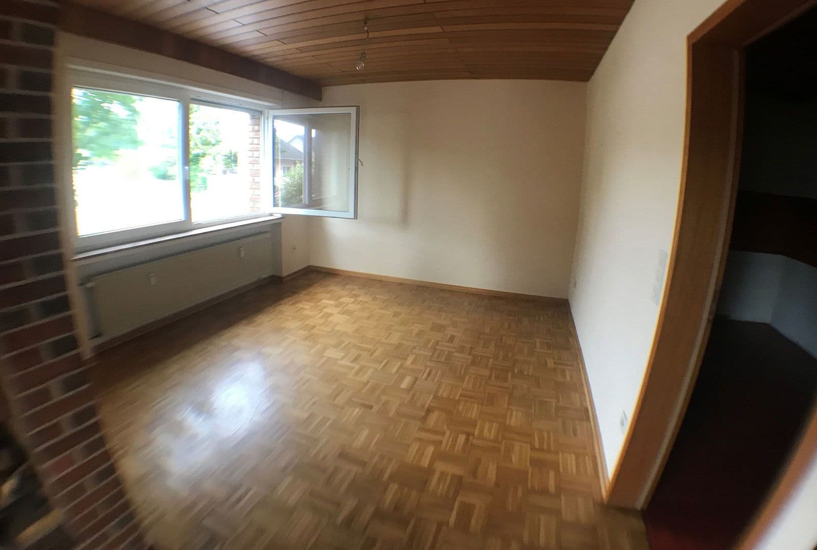 Pronájem bytu 3+1 112 m², Pitzenbüsch, Kradenbach, Porýní-Falc Pronájem bytu 3+1 112 m², Pitzenbüsch, Kradenbach, Porýní-Falc