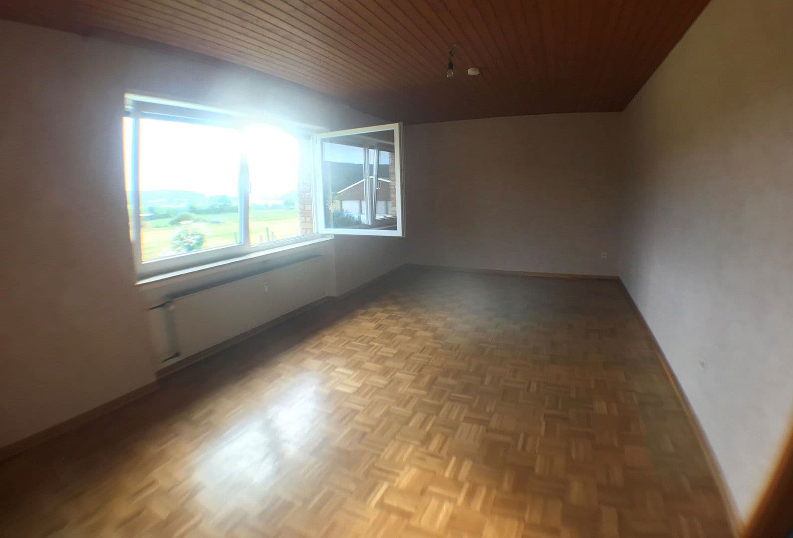 Pronájem bytu 3+1 112 m², Pitzenbüsch, Kradenbach, Porýní-Falc Pronájem bytu 3+1 112 m², Pitzenbüsch, Kradenbach, Porýní-Falc