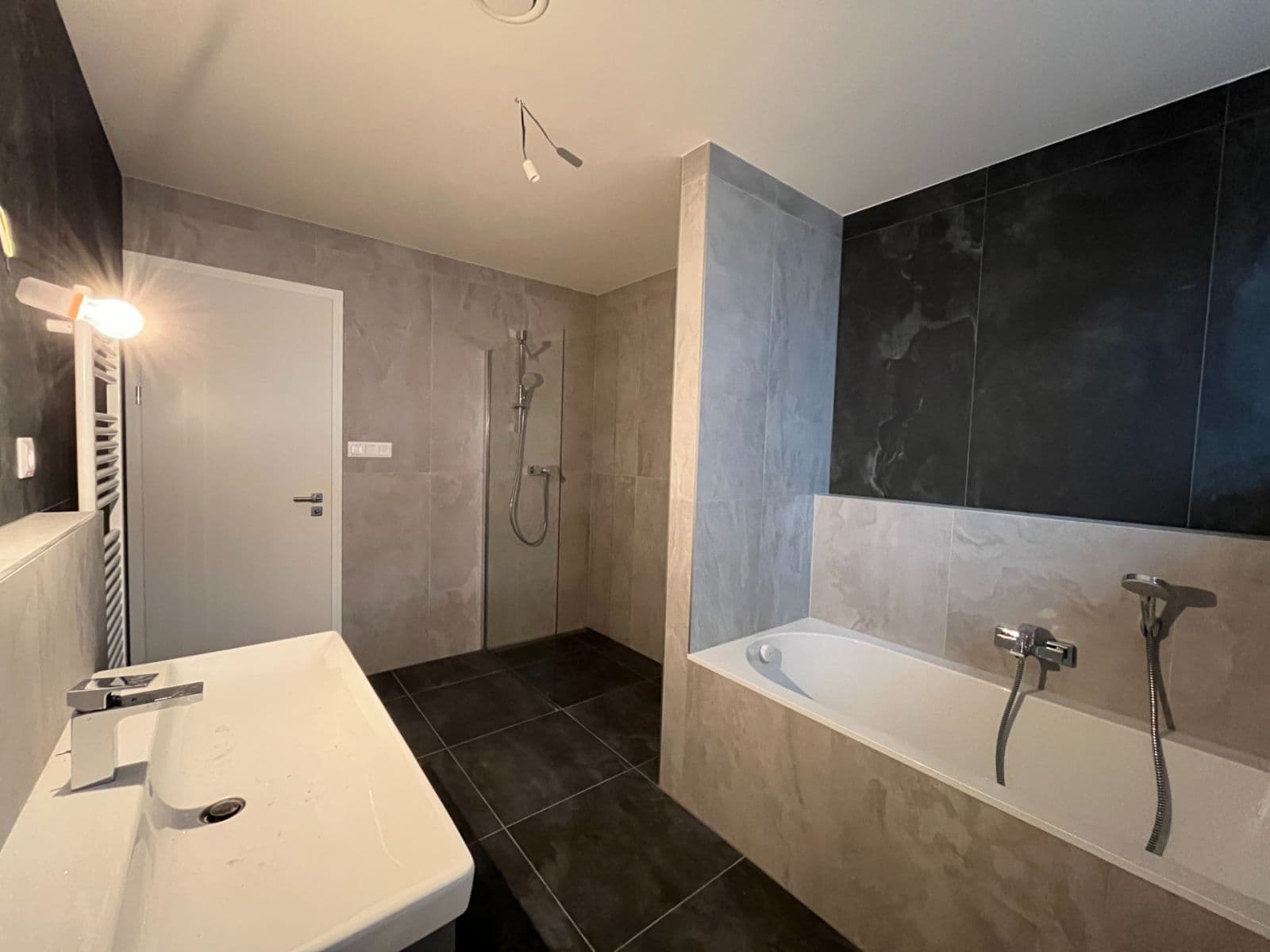 Pronájem bytu 3+kk 63 m², Komárovská, Brno, Jihomoravský kraj Pronájem bytu 3+kk 63 m², Komárovská, Brno, Jihomoravský kraj