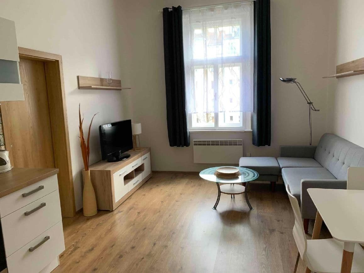 Pronájem bytu 2+kk 48 m², Sudoměřská, Praha, Praha Pronájem bytu 2+kk 48 m², Sudoměřská, Praha, Praha