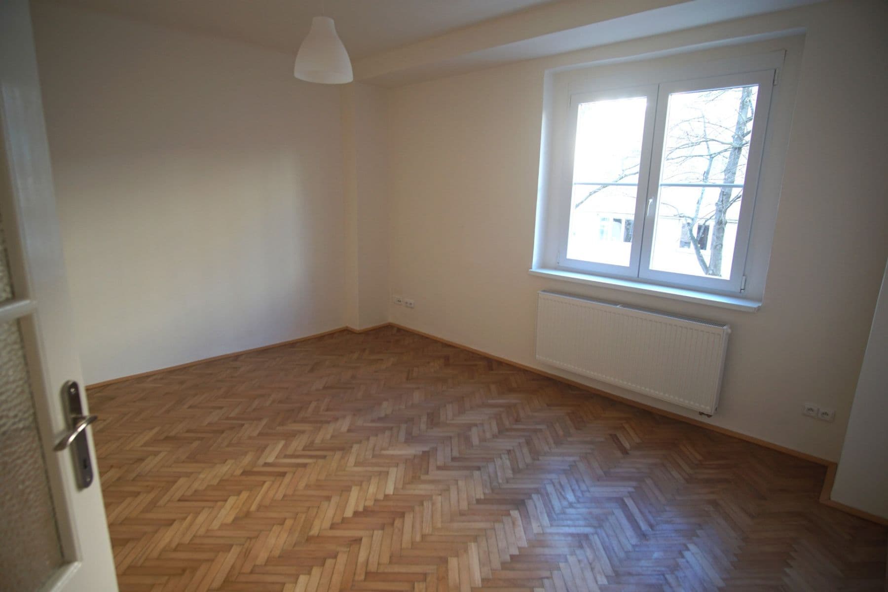 Pronájem bytu 3+1 58 m², Biskupcova, Praha, Praha Pronájem bytu 3+1 58 m², Biskupcova, Praha, Praha