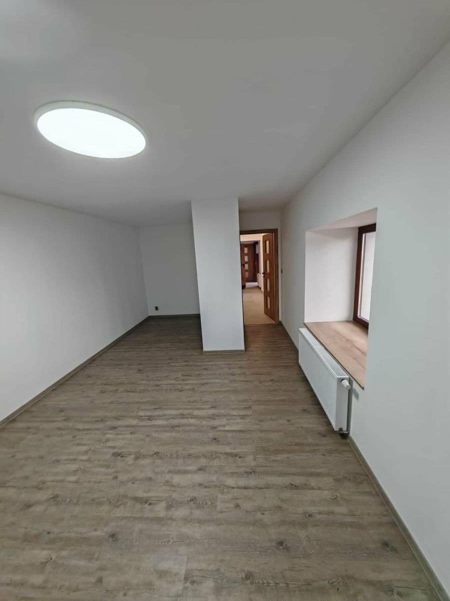 Prodej domu 107 m², pozemek 599 m², Petroupim, Středočeský kraj Prodej domu 107 m², pozemek 599 m², Petroupim, Středočeský kraj