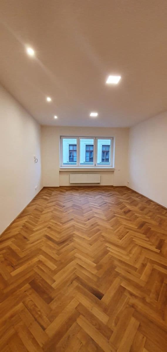 Pronájem bytu 2+1 62 m², Příční, Brno, Jihomoravský kraj Pronájem bytu 2+1 62 m², Příční, Brno, Jihomoravský kraj