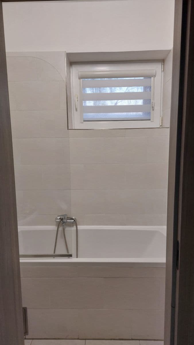 Pronájem bytu 3+1 74 m², Dukelská, Ústí nad Orlicí, Pardubický kraj Pronájem bytu 3+1 74 m², Dukelská, Ústí nad Orlicí, Pardubický kraj