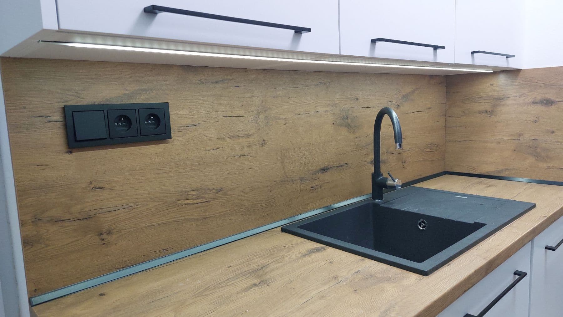 Pronájem bytu 3+1 74 m², Dukelská, Ústí nad Orlicí, Pardubický kraj Pronájem bytu 3+1 74 m², Dukelská, Ústí nad Orlicí, Pardubický kraj